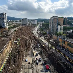 obras de contenção de encostas